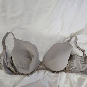 Layne Bryant Cacique Balconette Bra 38DD